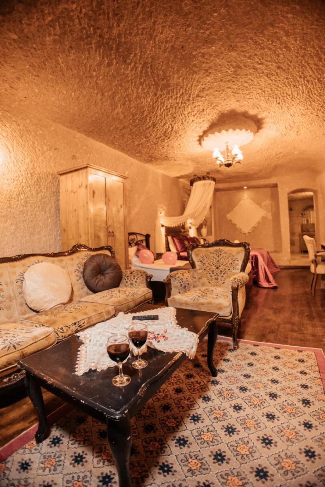 7 Oda Kapadokya Cave Hotel 어굽 외부 사진