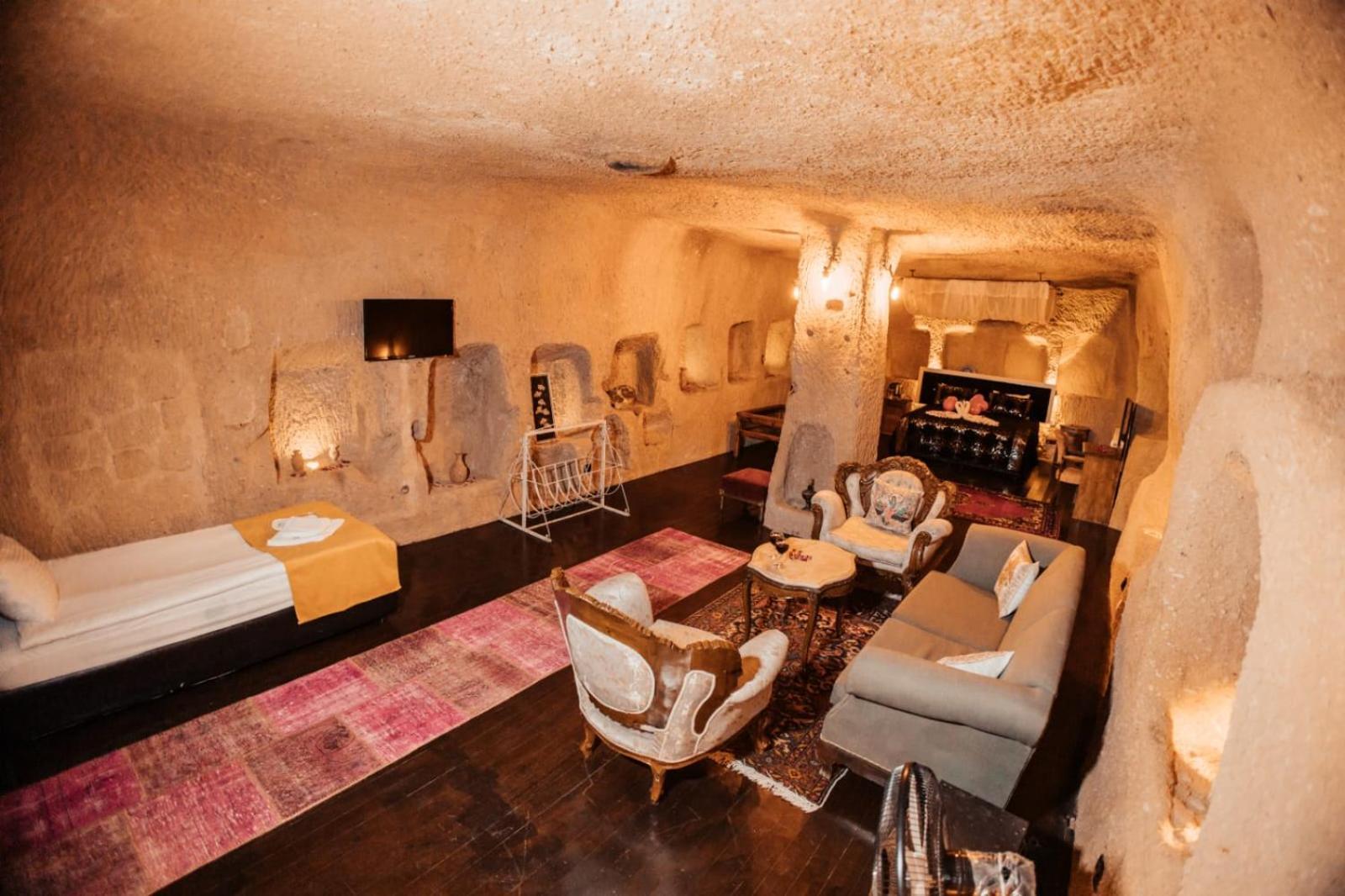 7 Oda Kapadokya Cave Hotel 어굽 외부 사진