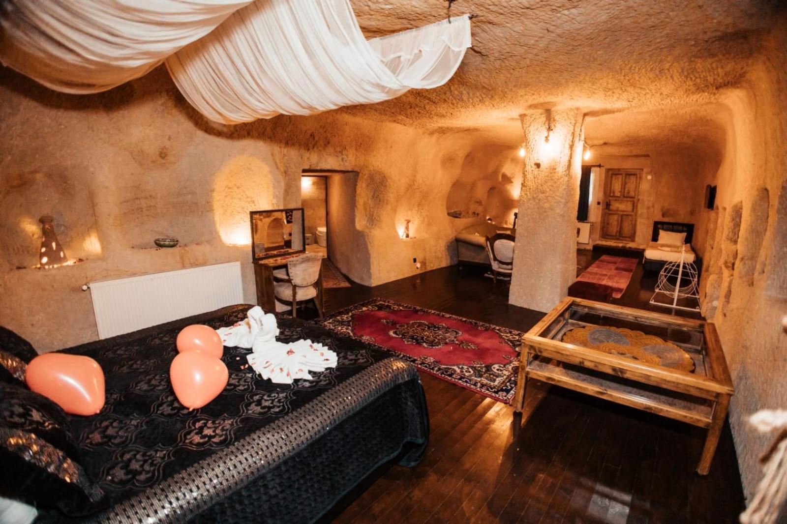 7 Oda Kapadokya Cave Hotel 어굽 외부 사진