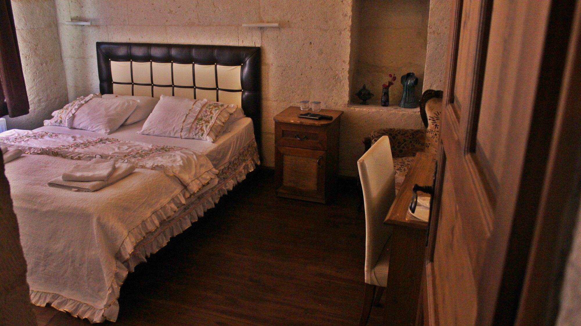 7 Oda Kapadokya Cave Hotel 어굽 외부 사진